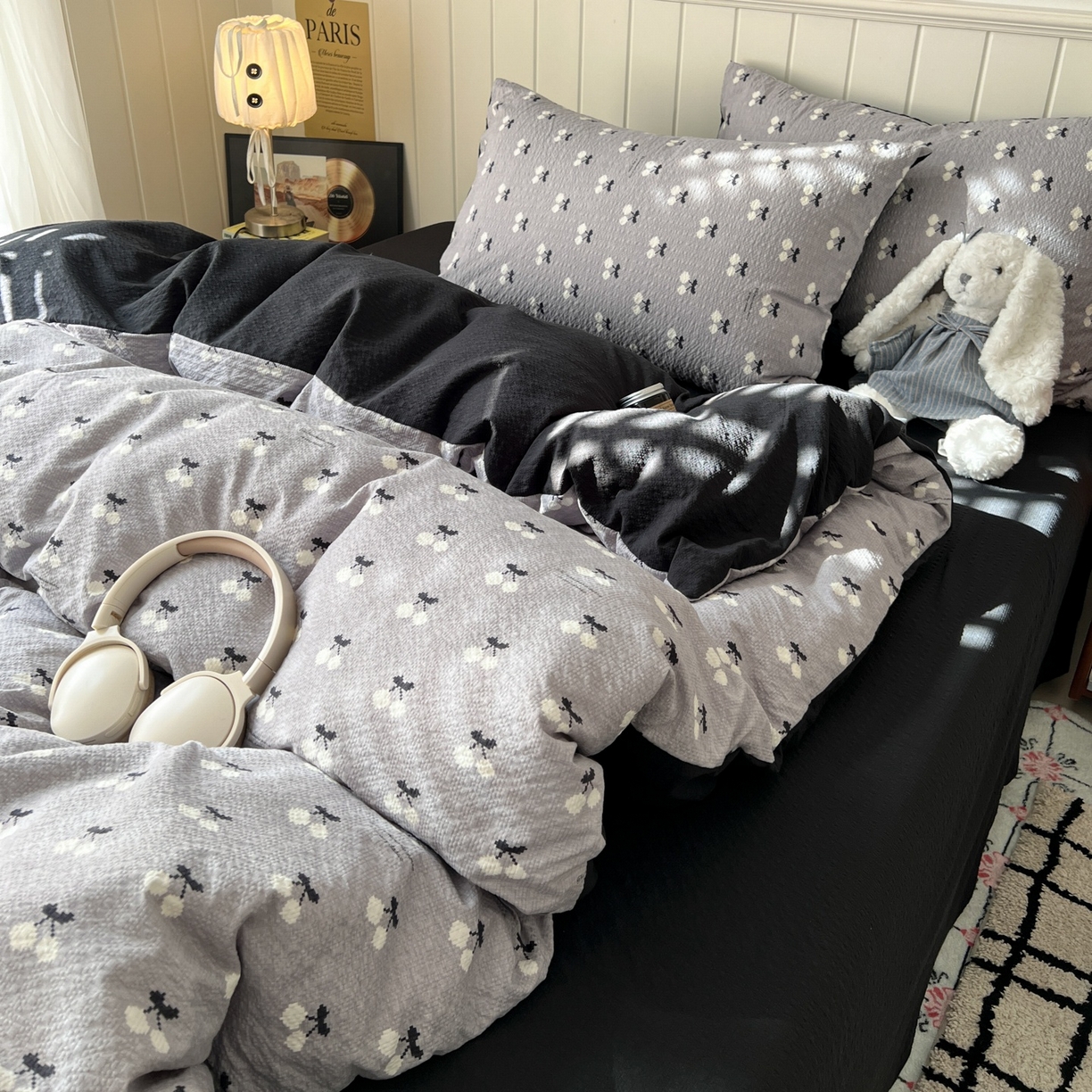 91家纺网 家纺一手货源 找家纺 水木坊 2026春夏新款高品质泡芙普通款四件套 灰樱桃