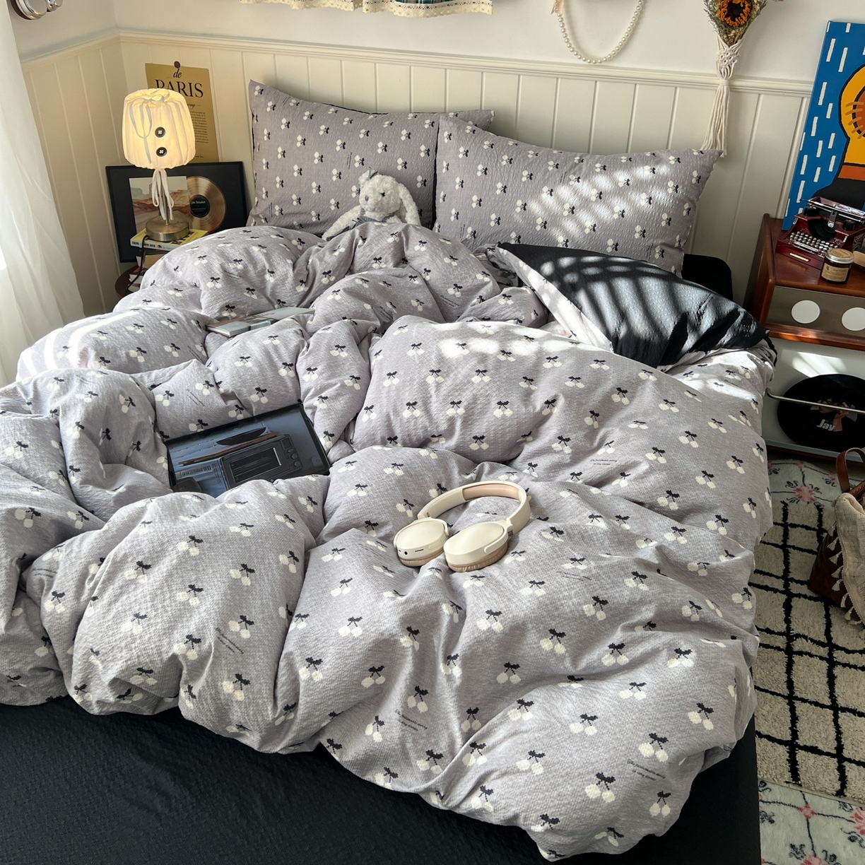 91家纺网 家纺一手货源 找家纺 水木坊 2026春夏新款高品质泡芙普通款四件套 灰樱桃