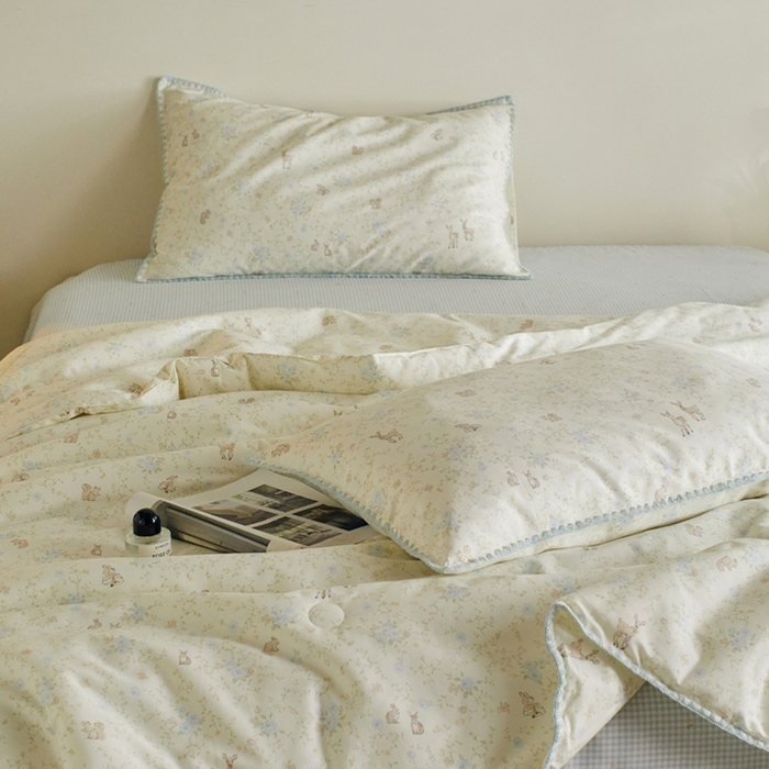 91家纺网 家纺一手货源 找家纺 暖阳 2026新款全棉贝壳边棉花夏被夏凉被空调被 小鹿班比