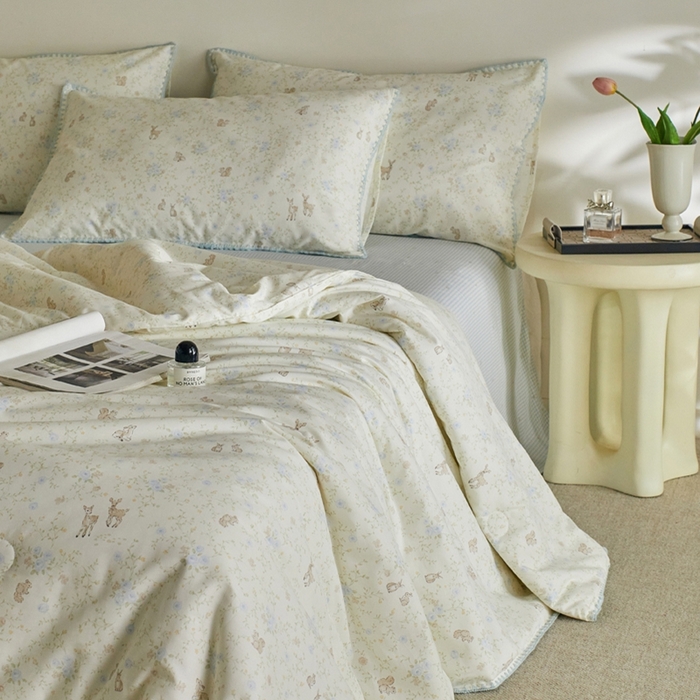 91家纺网 家纺一手货源 找家纺 暖阳 2026新款全棉贝壳边棉花夏被夏凉被空调被 小鹿班比