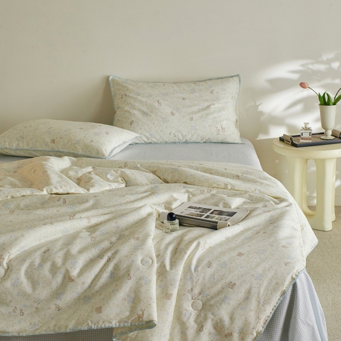 91家纺网 家纺一手货源 找家纺 暖阳 2026新款全棉贝壳边棉花夏被夏凉被空调被 小鹿班比