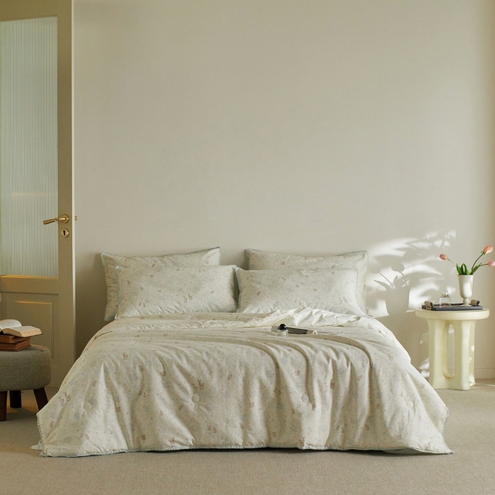 91家纺网 家纺一手货源 找家纺 暖阳 2026新款全棉贝壳边棉花夏被夏凉被空调被 小鹿班比