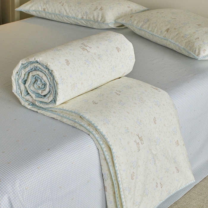 91家纺网 家纺一手货源 找家纺 暖阳 2026新款全棉贝壳边棉花夏被夏凉被空调被 小鹿班比