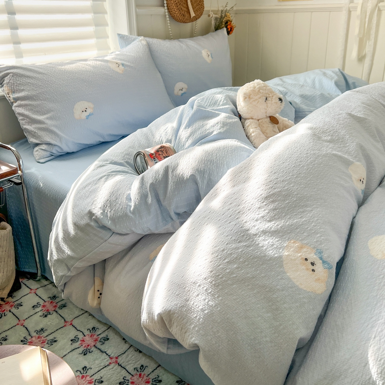 91家纺网 家纺一手货源 找家纺 水木坊 2026春夏新款高品质泡芙普通款四件套 蓝领结狗