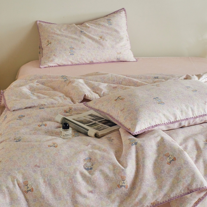 91家纺网 家纺一手货源 找家纺 暖阳 2026新款全棉贝壳边棉花夏被夏凉被空调被 英文小熊