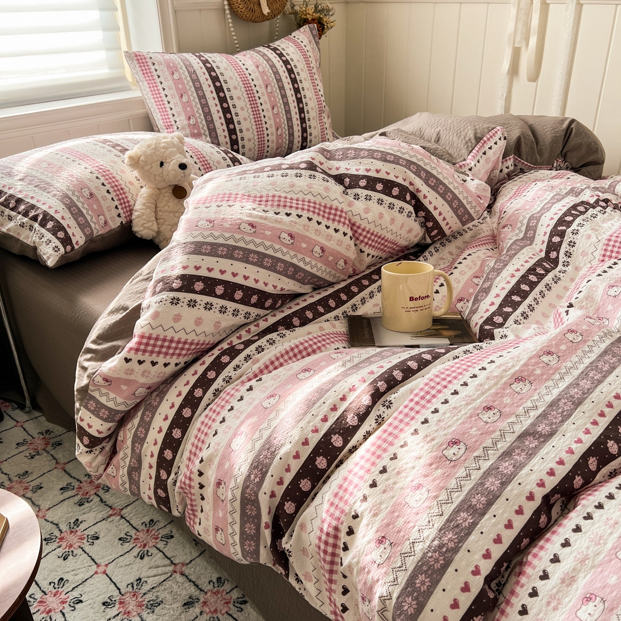 91家纺网 家纺一手货源 找家纺 水木坊 2026春夏新款高品质泡芙普通款四件套 猫咪集-粉