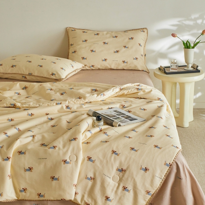 91家纺网 家纺一手货源 找家纺 暖阳 2026新款全棉贝壳边棉花夏被夏凉被空调被 咖色狗狗