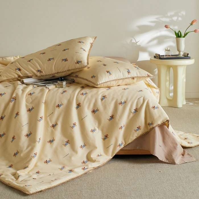 91家纺网 家纺一手货源 找家纺 暖阳 2026新款全棉贝壳边棉花夏被夏凉被空调被 咖色狗狗