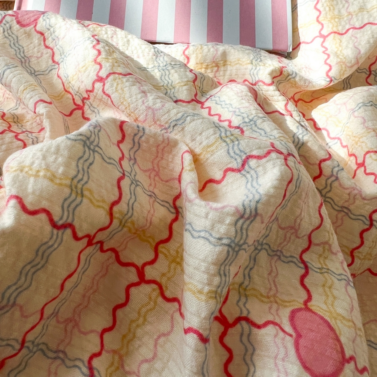 91家纺网 家纺一手货源 找家纺 水木坊 2026春夏新款高品质泡芙普通款四件套 格格心