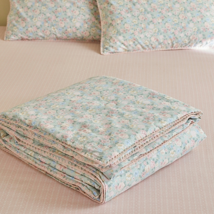 91家纺网 家纺一手货源 找家纺 暖阳 2026新款全棉贝壳边棉花夏被夏凉被空调被 柏林梦境绿