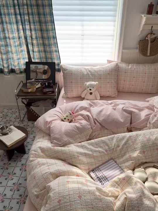 91家纺网 家纺一手货源 找家纺 水木坊 2026春夏新款高品质泡芙普通款四件套 格格心