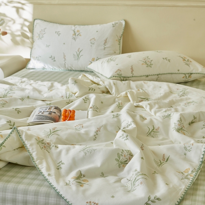 91家纺网 家纺一手货源 找家纺 暖阳 2026新款全棉贝壳边棉花夏被夏凉被空调被 花的温存