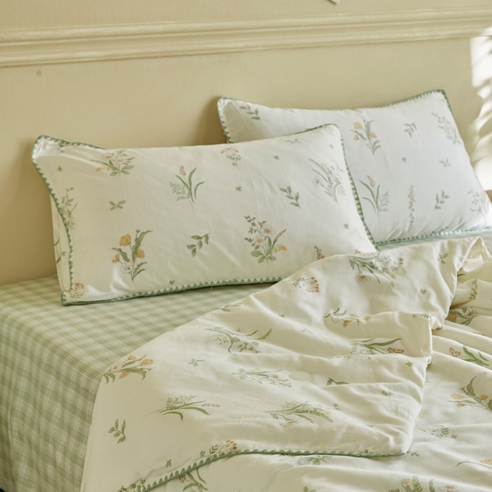 91家纺网 家纺一手货源 找家纺 暖阳 2026新款全棉贝壳边棉花夏被夏凉被空调被 花的温存