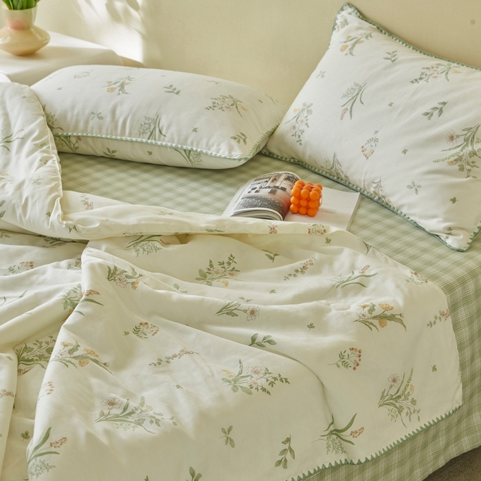 91家纺网 家纺一手货源 找家纺 暖阳 2026新款全棉贝壳边棉花夏被夏凉被空调被 花的温存