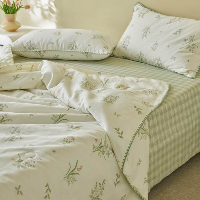 91家纺网 家纺一手货源 找家纺 暖阳 2026新款全棉贝壳边棉花夏被夏凉被空调被 花的温存