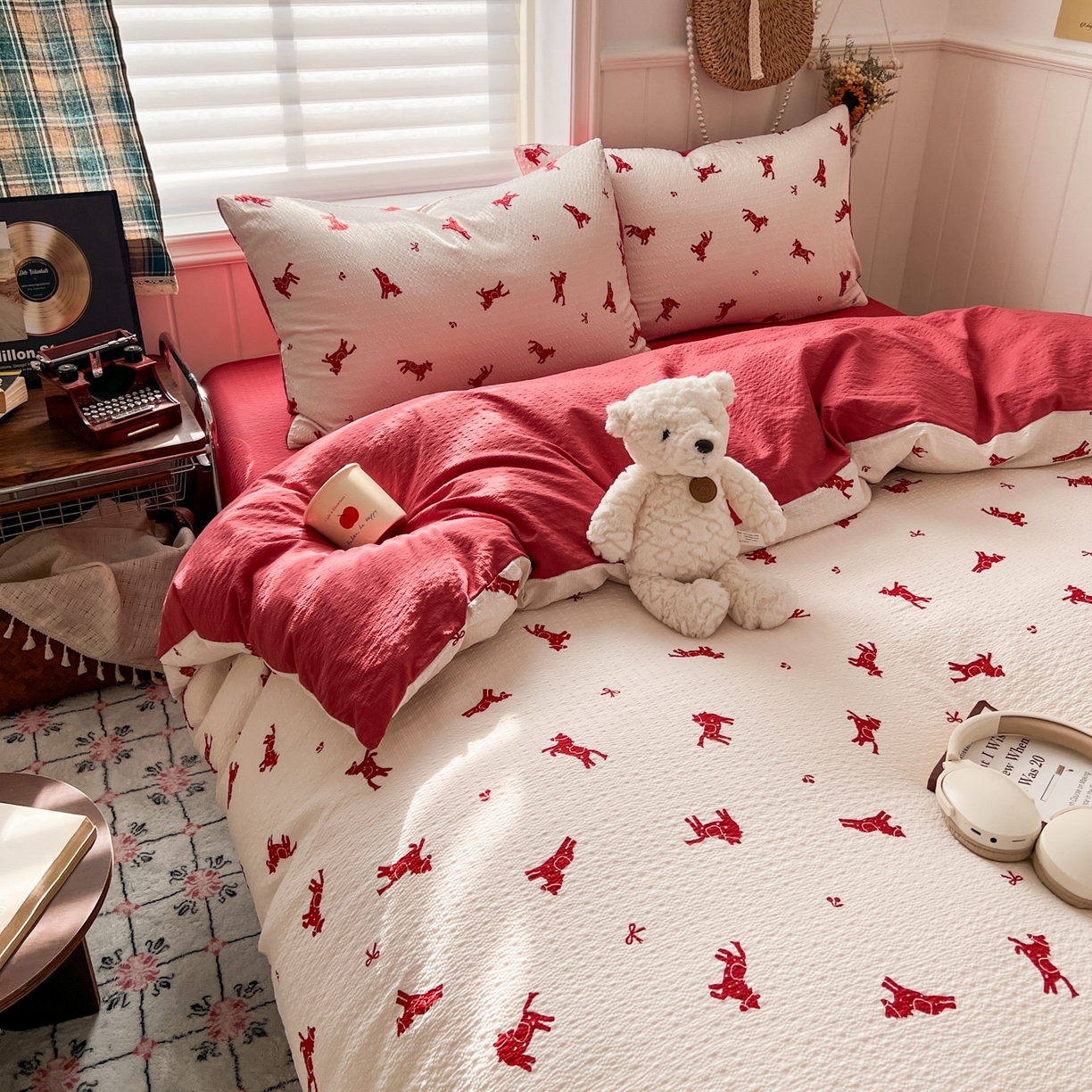 91家纺网 家纺一手货源 找家纺 水木坊 2026春夏新款高品质泡芙普通款四件套 马上有钱