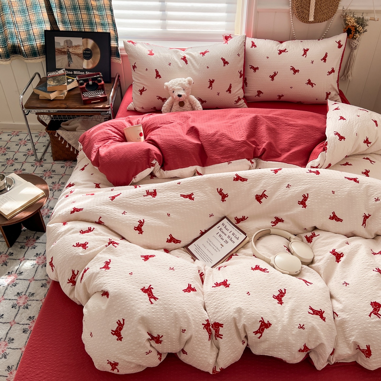 91家纺网 家纺一手货源 找家纺 水木坊 2026春夏新款高品质泡芙普通款四件套 马上有钱