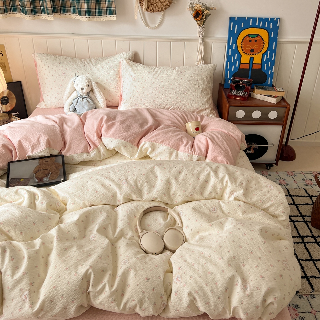 91家纺网 家纺一手货源 找家纺 水木坊 2026春夏新款高品质泡芙普通款四件套 春日甜桃心-米