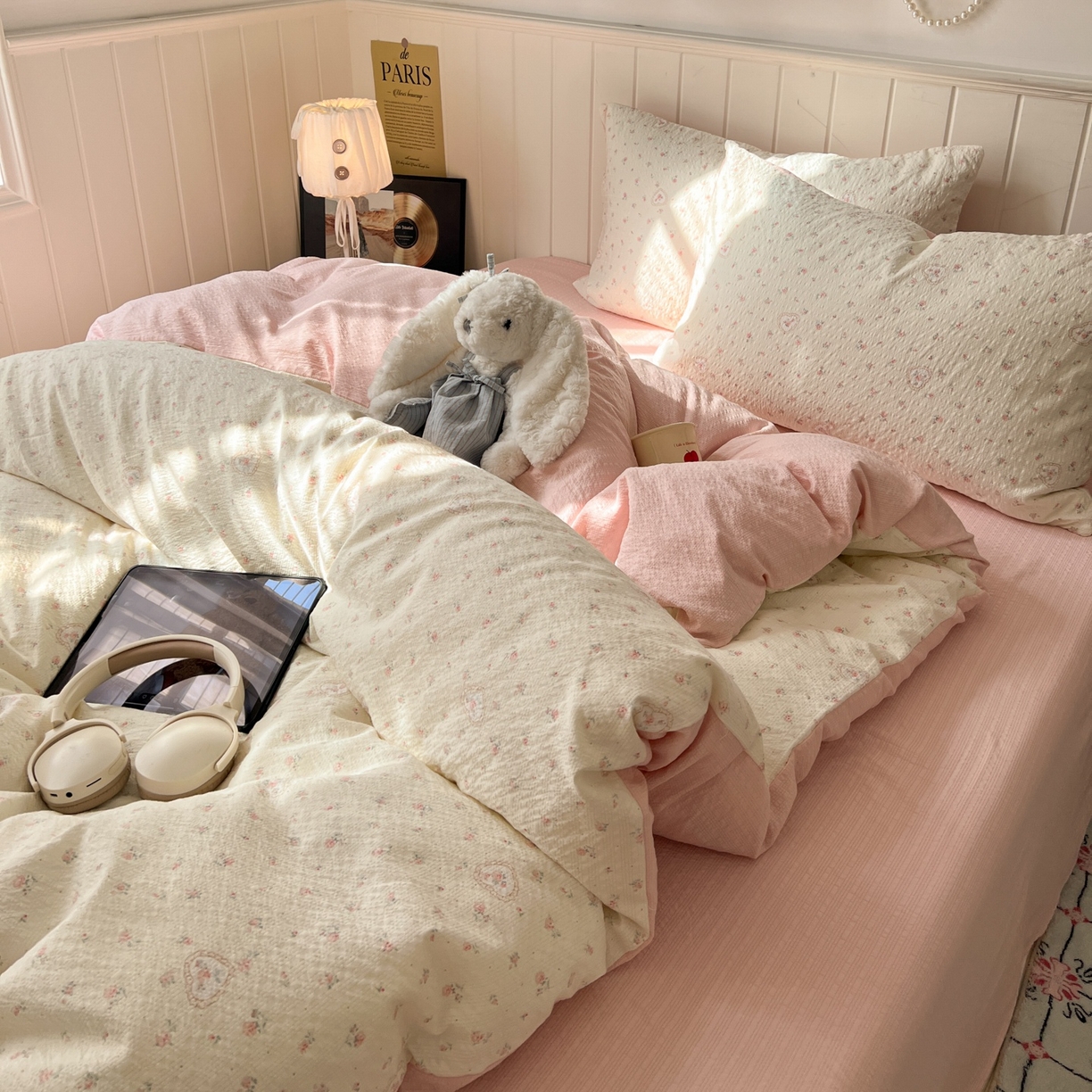 91家纺网 家纺一手货源 找家纺 水木坊 2026春夏新款高品质泡芙普通款四件套 春日甜桃心-米