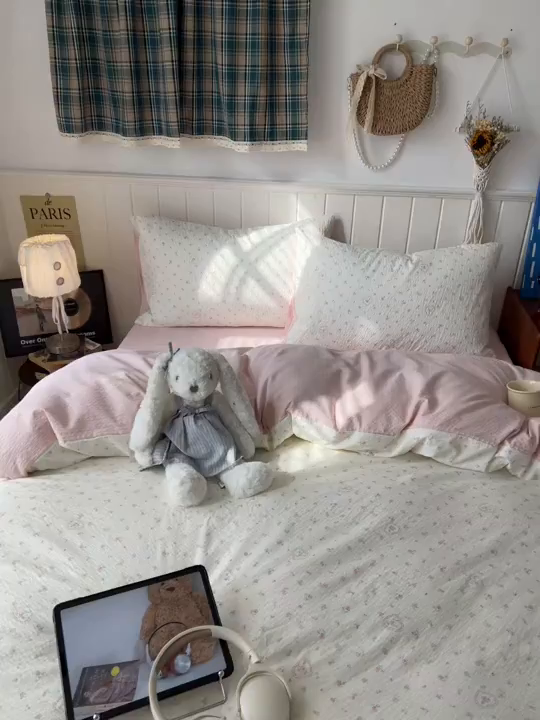 91家纺网 家纺一手货源 找家纺 水木坊 2026春夏新款高品质泡芙普通款四件套 春日甜桃心-米