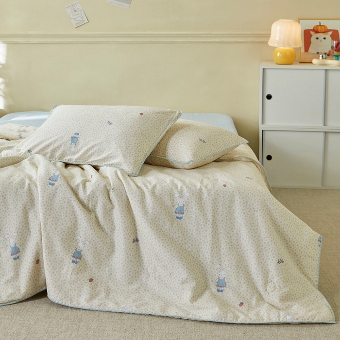 91家纺网 家纺一手货源 找家纺 暖阳 2026新款全棉贝壳边棉花夏被夏凉被空调被 奶呼兔兔