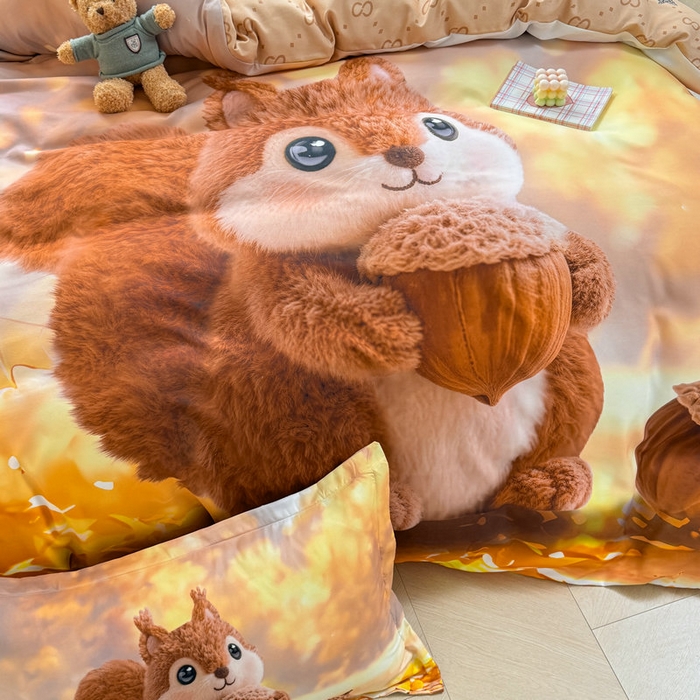 91家纺网 家纺一手货源 找家纺 宝薇 2026春夏新款7D卡通加厚斜纹仿棉生态磨毛大版四件套 好运松鼠