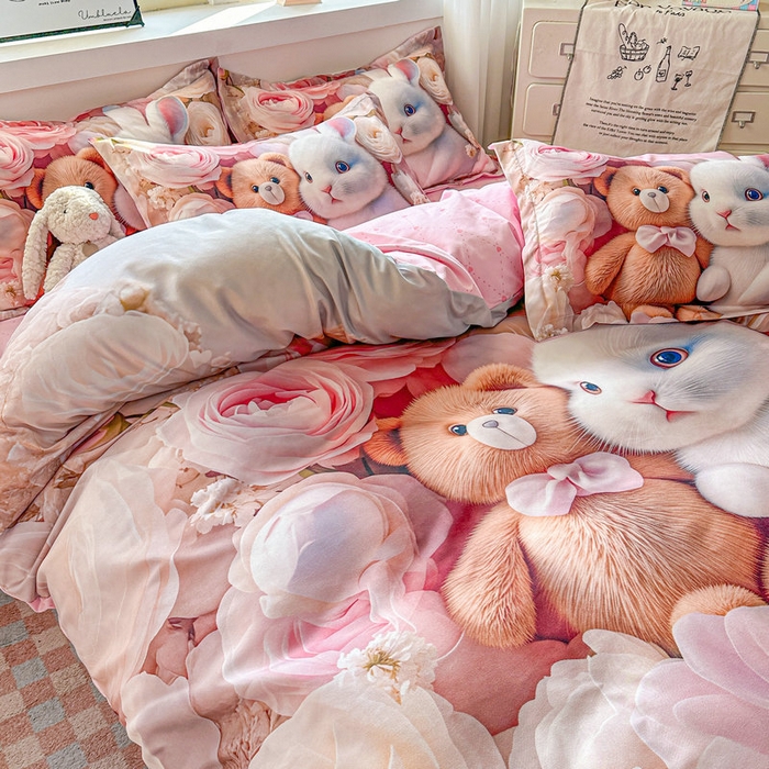 91家纺网 家纺一手货源 找家纺 宝薇 2026春夏新款7D卡通加厚斜纹仿棉生态磨毛大版四件套 欢乐时光