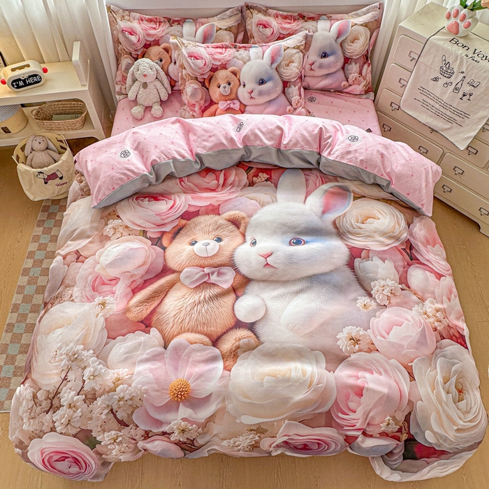 91家纺网 家纺一手货源 找家纺 宝薇 2026春夏新款7D卡通加厚斜纹仿棉生态磨毛大版四件套 欢乐时光