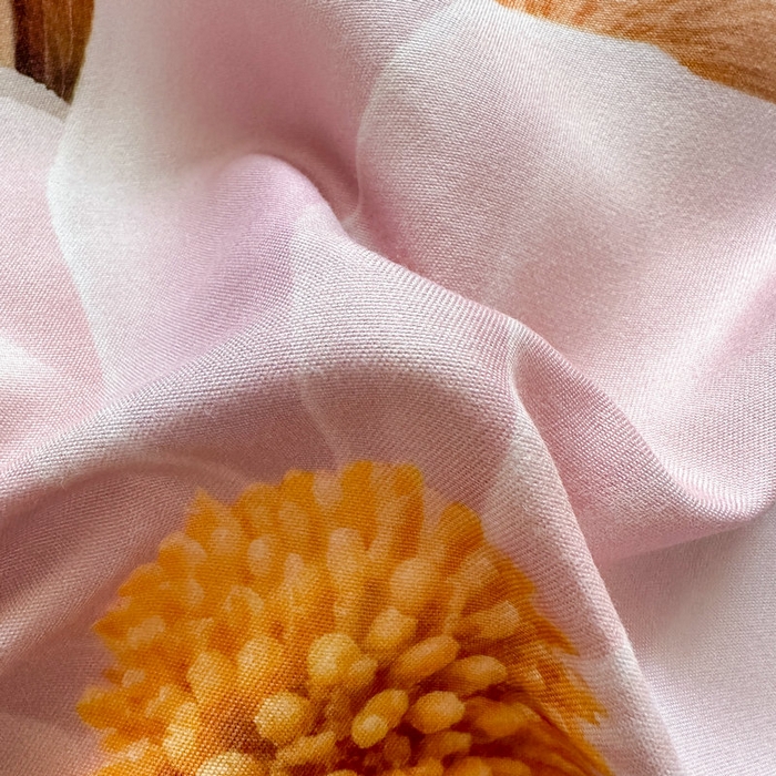 91家纺网 家纺一手货源 找家纺 宝薇 2026春夏新款7D卡通加厚斜纹仿棉生态磨毛大版四件套 欢乐时光