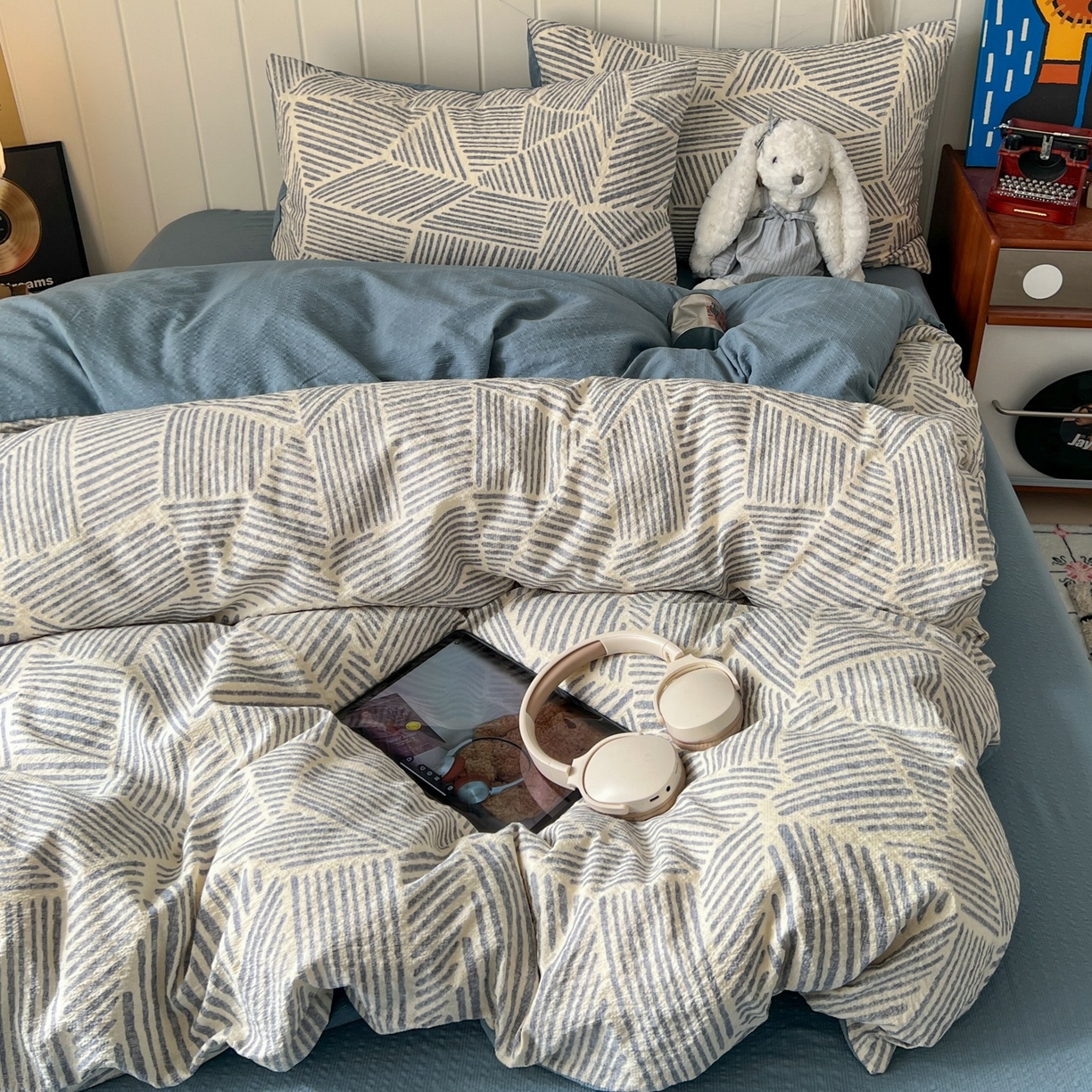 91家纺网 家纺一手货源 找家纺 水木坊 2026春夏新款高品质泡芙普通款四件套 浅川纹