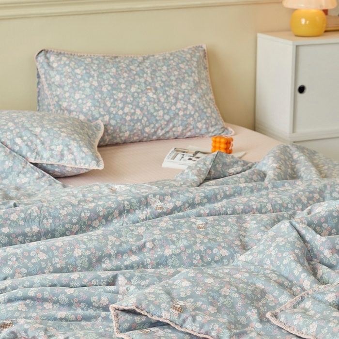 91家纺网 家纺一手货源 找家纺 暖阳 2026新款全棉贝壳边棉花夏被夏凉被空调被 银杉之梦