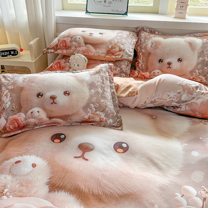 91家纺网 家纺一手货源 找家纺 宝薇 2026春夏新款7D卡通加厚斜纹仿棉生态磨毛大版四件套 萌萌熊