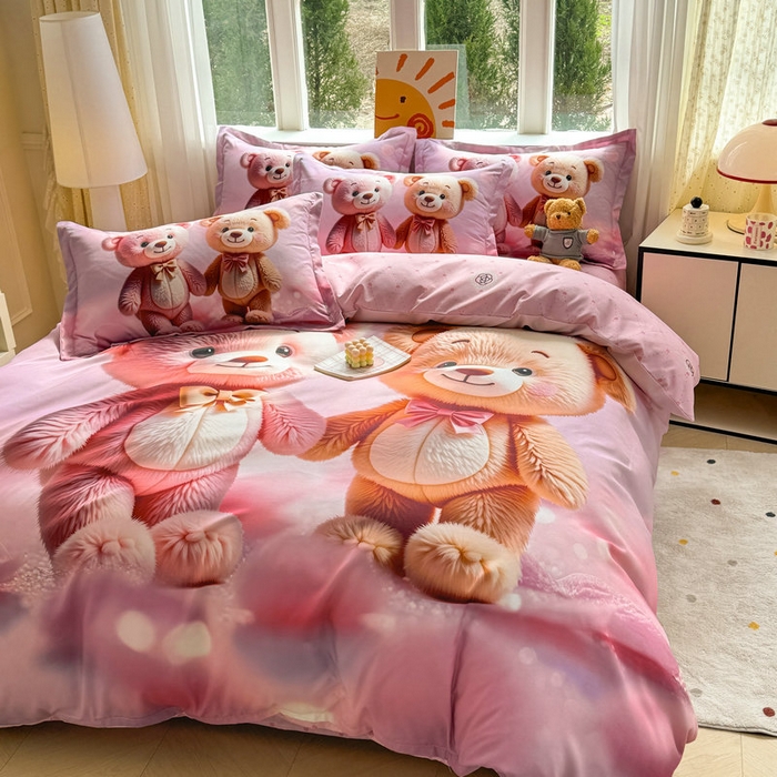 91家纺网 家纺一手货源 找家纺 宝薇 2026春夏新款7D卡通加厚斜纹仿棉生态磨毛大版四件套 牵手熊