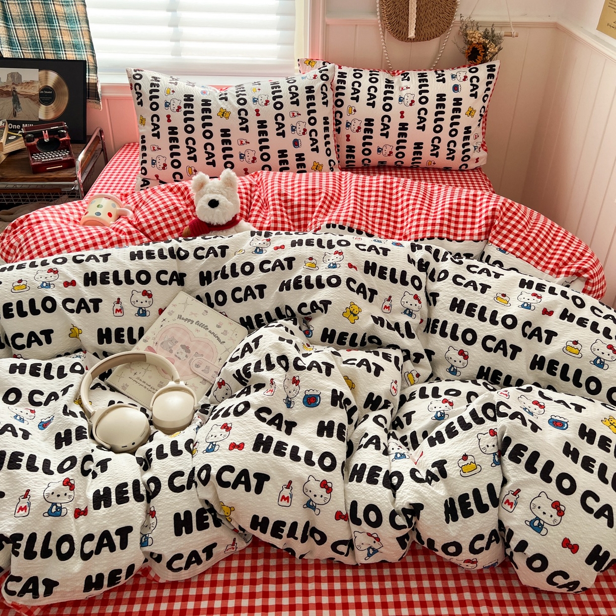 91家纺网 家纺一手货源 找家纺 水木坊 2026春夏新款高品质泡芙普通款四件套 猫系字母