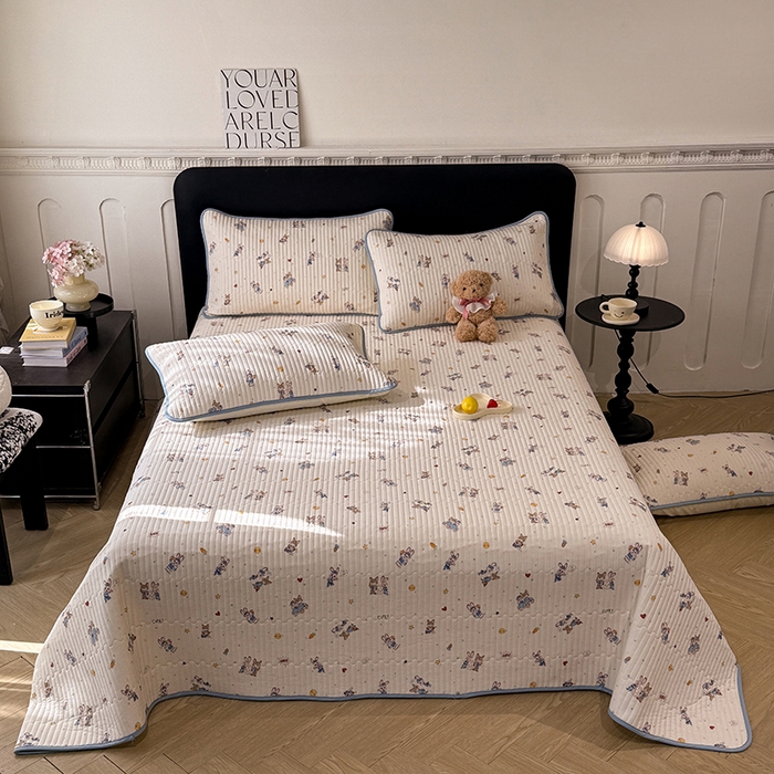 91家纺网 家纺一手货源 找家纺 （总）美达家纺 2026新款密道款夹棉全棉防滑床盖