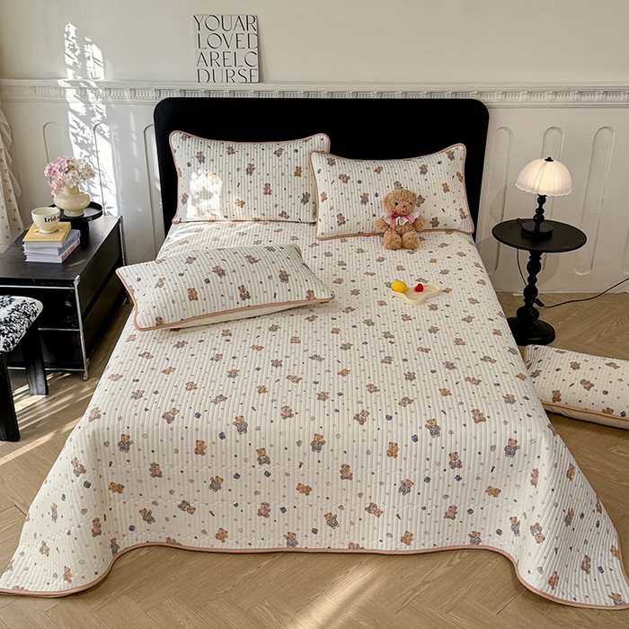 91家纺网 家纺一手货源 找家纺 （总）美达家纺 2026新款密道款夹棉全棉防滑床盖