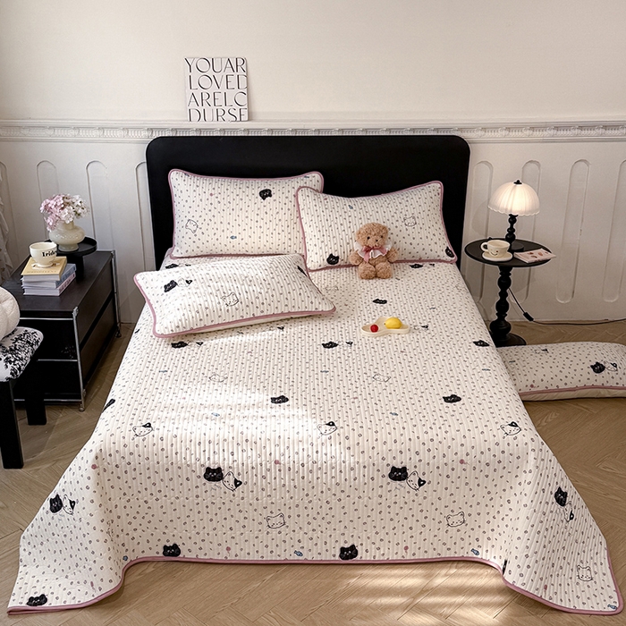 91家纺网 家纺一手货源 找家纺 （总）美达家纺 2026新款密道款夹棉全棉防滑床盖