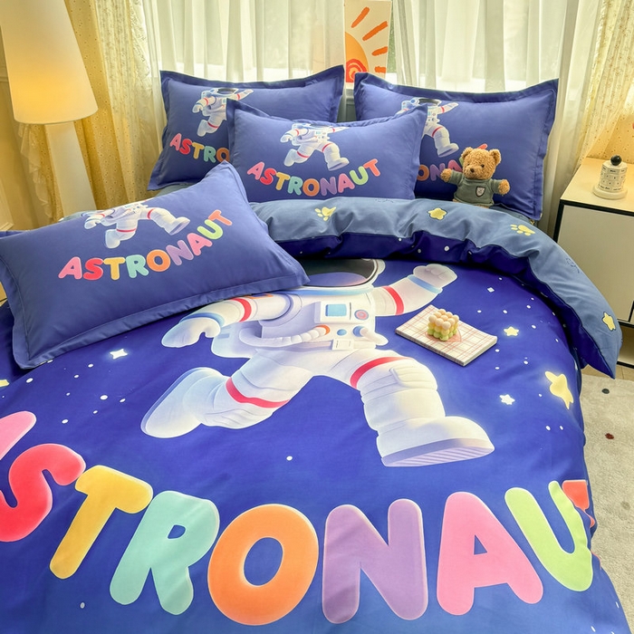 91家纺网 家纺一手货源 找家纺 宝薇 2026春夏新款7D卡通加厚斜纹仿棉生态磨毛大版四件套 太空人