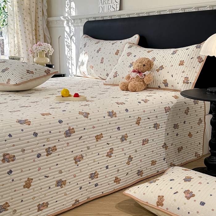 91家纺网 家纺一手货源 找家纺 （总）美达家纺 2026新款密道款夹棉全棉防滑床盖