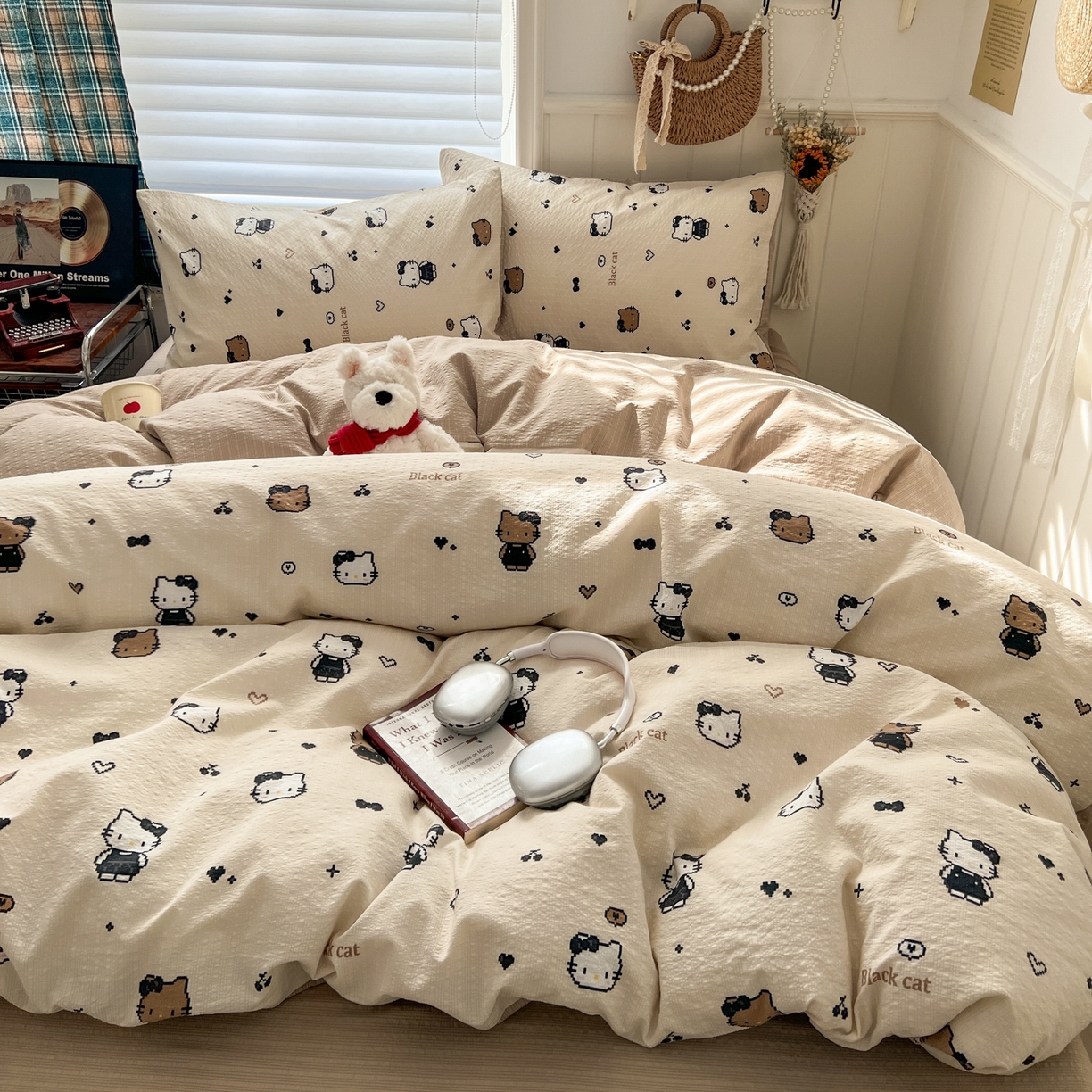 91家纺网 家纺一手货源 找家纺 水木坊 2026春夏新款高品质泡芙普通款四件套 奥利奥小猫