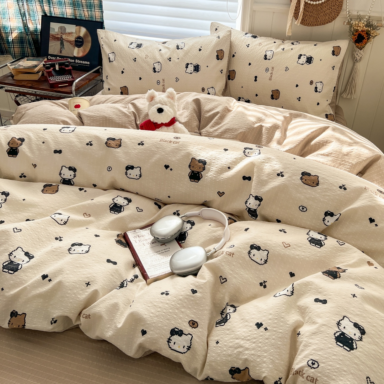 91家纺网 家纺一手货源 找家纺 水木坊 2026春夏新款高品质泡芙普通款四件套 奥利奥小猫