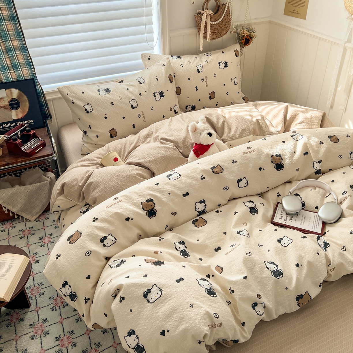 91家纺网 家纺一手货源 找家纺 水木坊 2026春夏新款高品质泡芙普通款四件套 奥利奥小猫