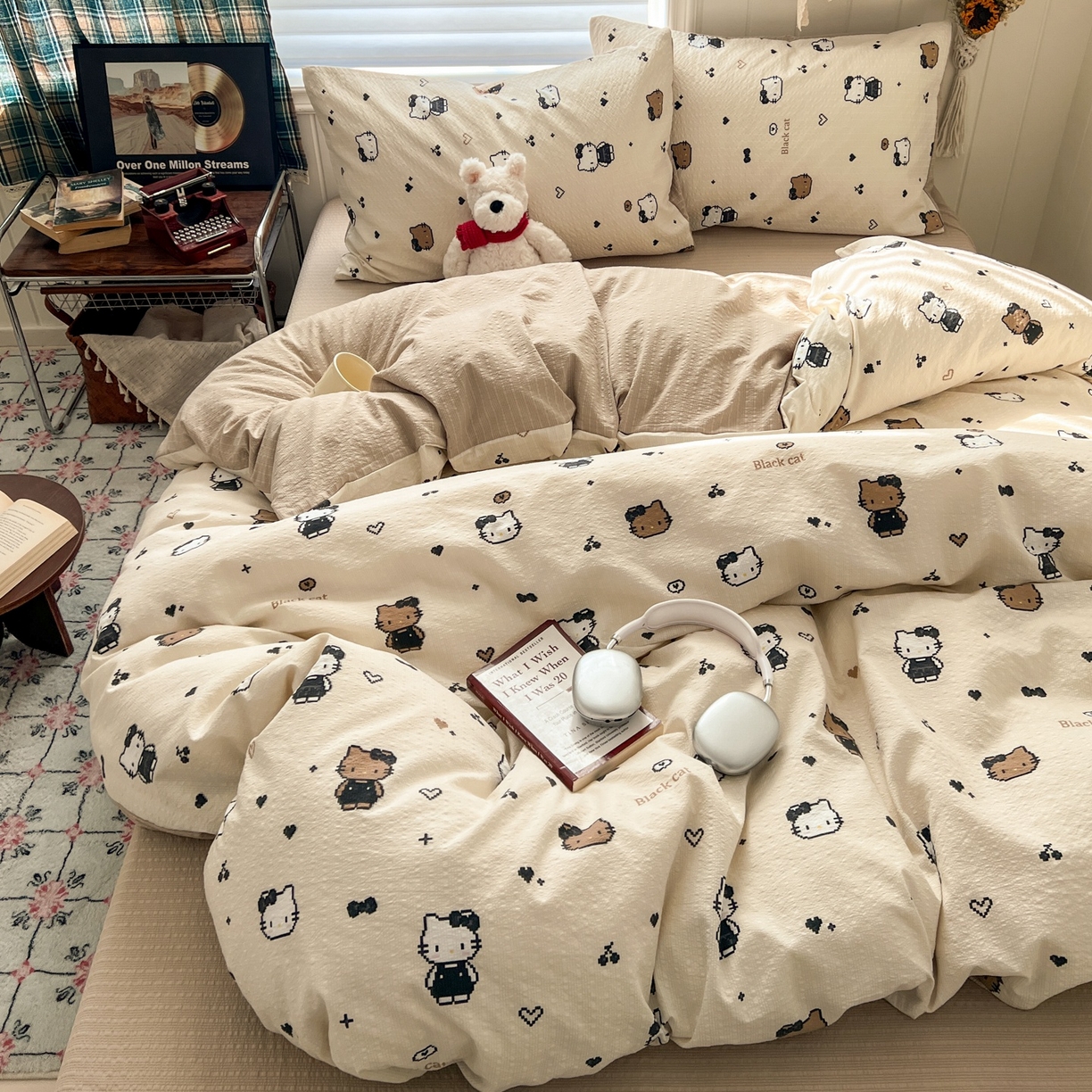 91家纺网 家纺一手货源 找家纺 水木坊 2026春夏新款高品质泡芙普通款四件套 奥利奥小猫