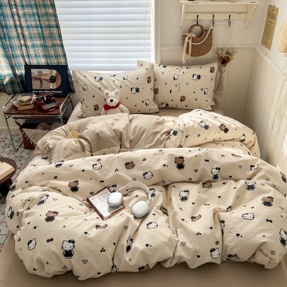 91家纺网 家纺一手货源 找家纺 水木坊 2026春夏新款高品质泡芙普通款四件套 奥利奥小猫