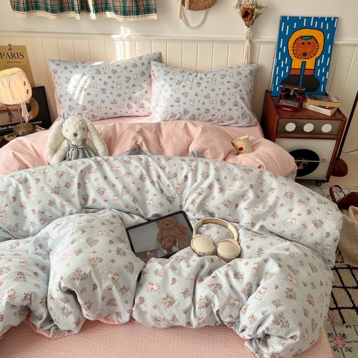 91家纺网 家纺一手货源 找家纺 水木坊 2026春夏新款高品质泡芙普通款四件套 萌兔岛屿