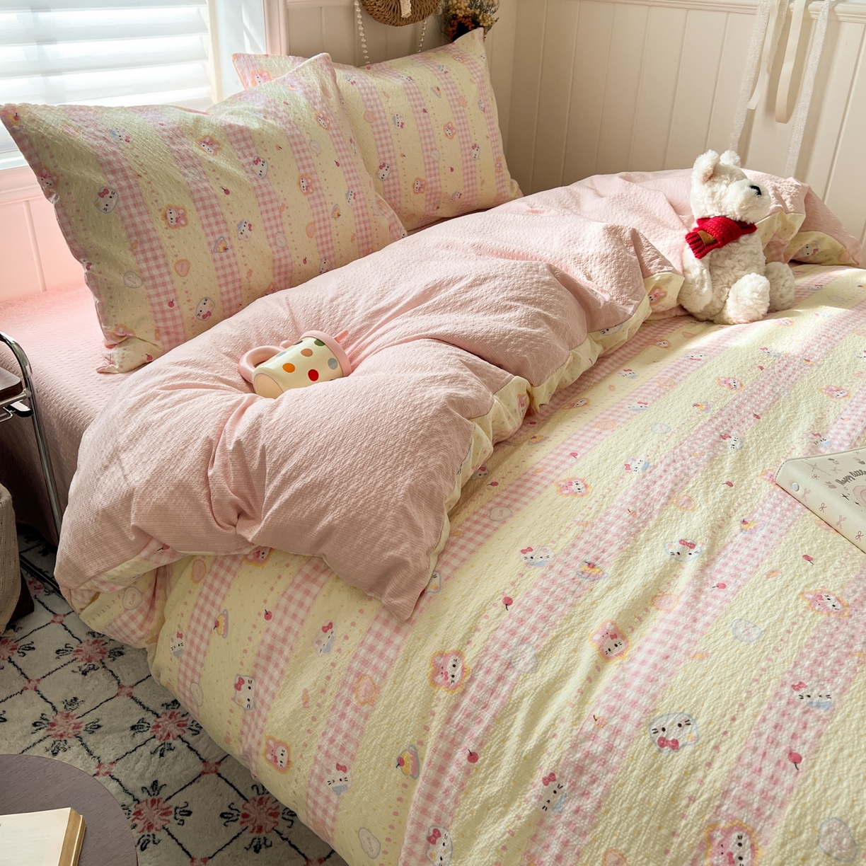 91家纺网 家纺一手货源 找家纺 水木坊 2026春夏新款高品质泡芙普通款四件套 黄粉萌团