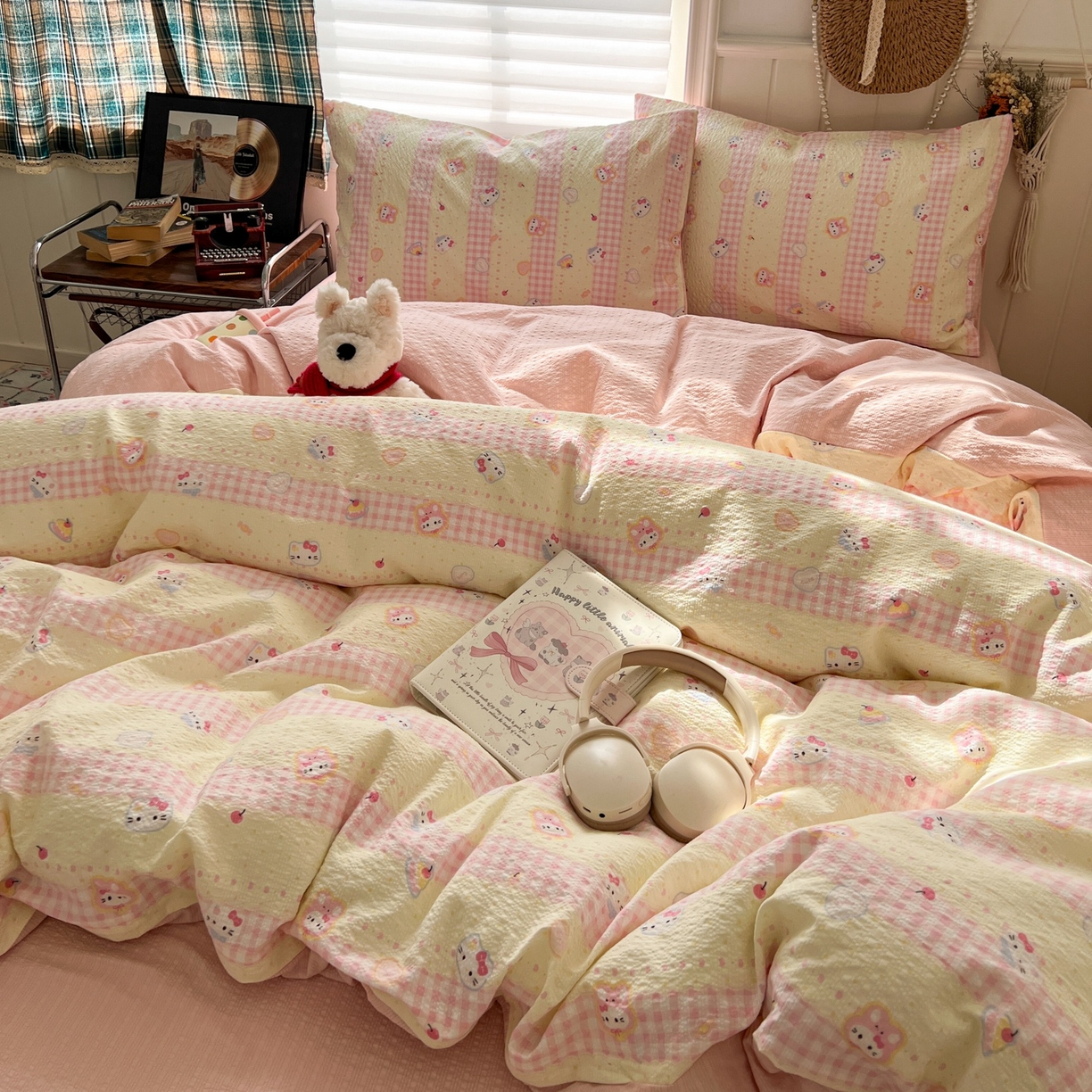 91家纺网 家纺一手货源 找家纺 水木坊 2026春夏新款高品质泡芙普通款四件套 黄粉萌团