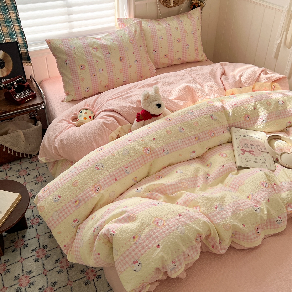 91家纺网 家纺一手货源 找家纺 水木坊 2026春夏新款高品质泡芙普通款四件套 黄粉萌团