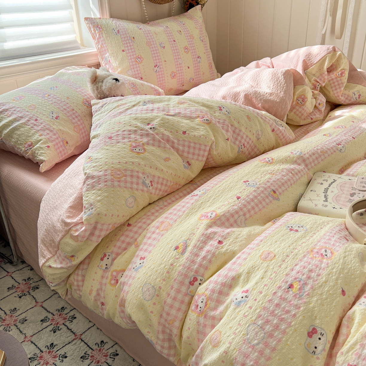 91家纺网 家纺一手货源 找家纺 水木坊 2026春夏新款高品质泡芙普通款四件套 黄粉萌团