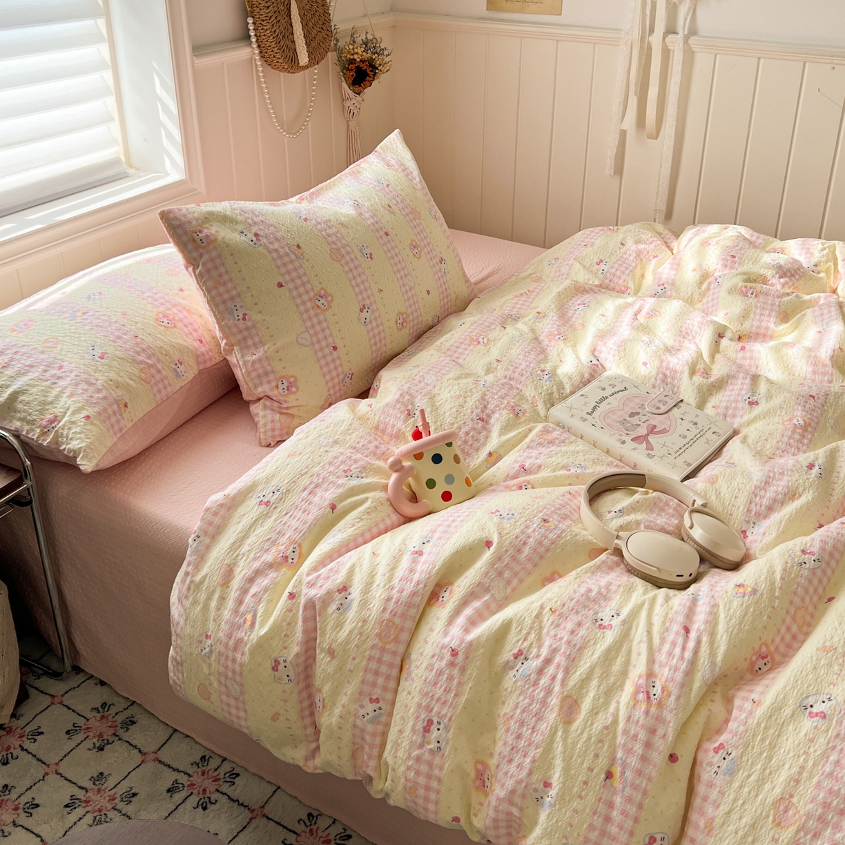 91家纺网 家纺一手货源 找家纺 水木坊 2026春夏新款高品质泡芙普通款四件套 黄粉萌团